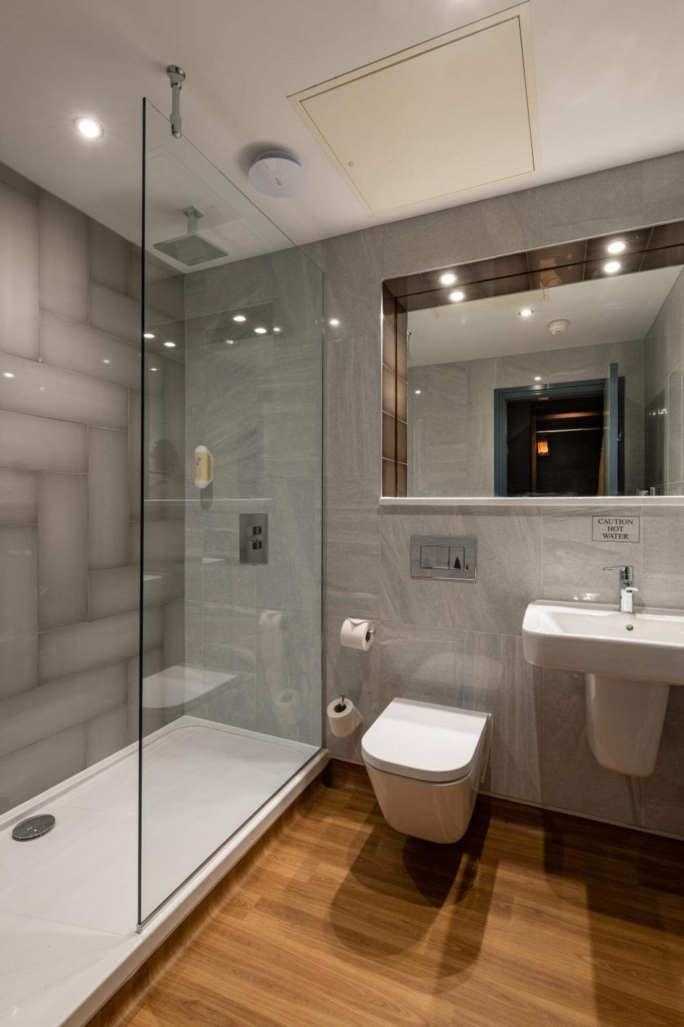 Hotel The Old Borough - Wetherspoon 4*
