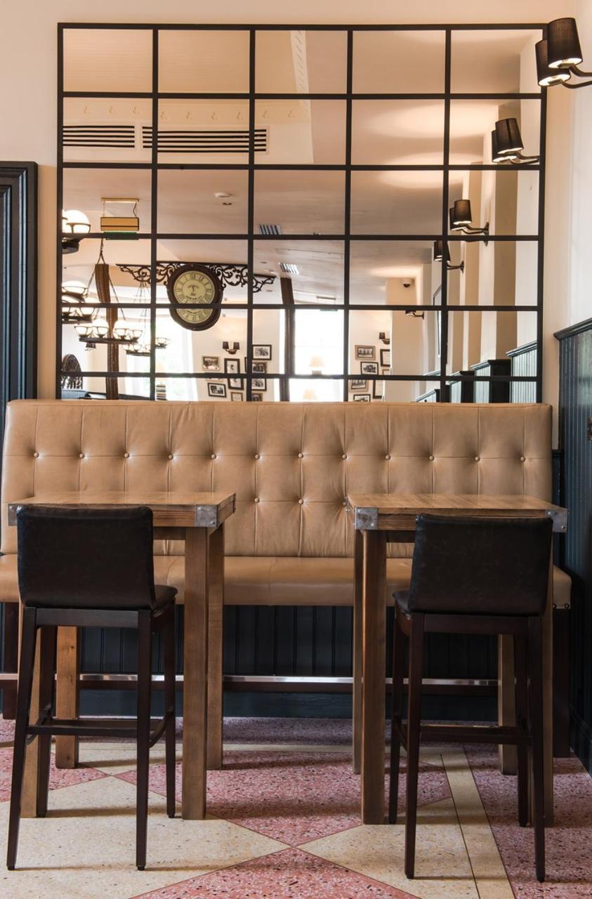 Hotel The Old Borough - Wetherspoon 4*