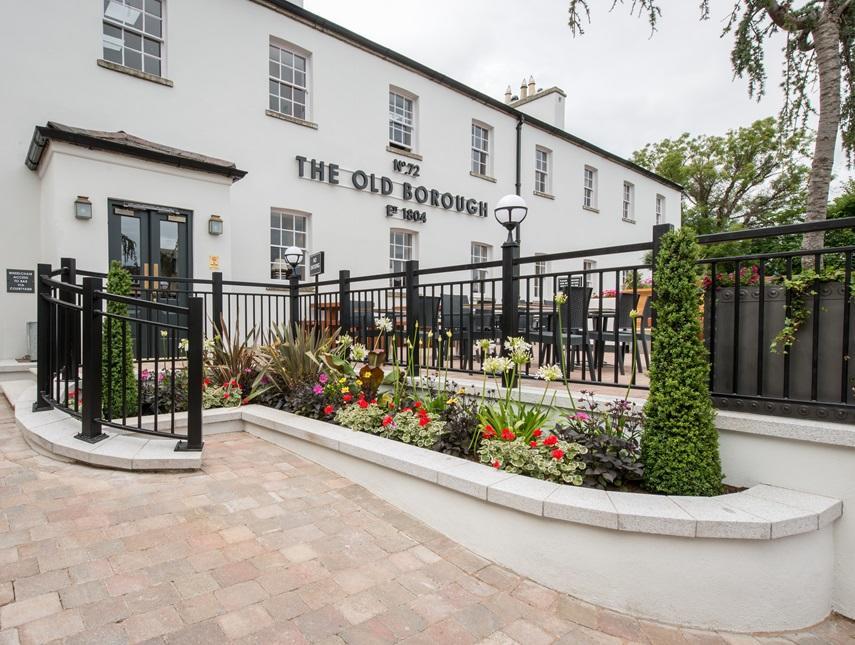 The Old Borough - Wetherspoon Hotel
